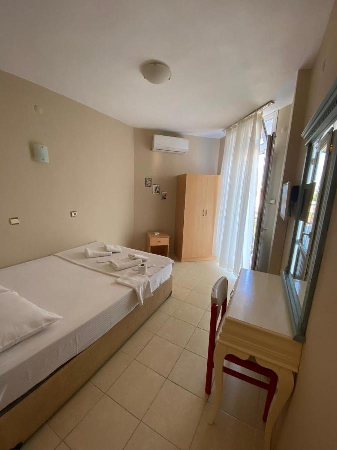 Nese Hotel Çeşme Exterior foto